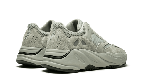 Yeezy shop 590 salt
